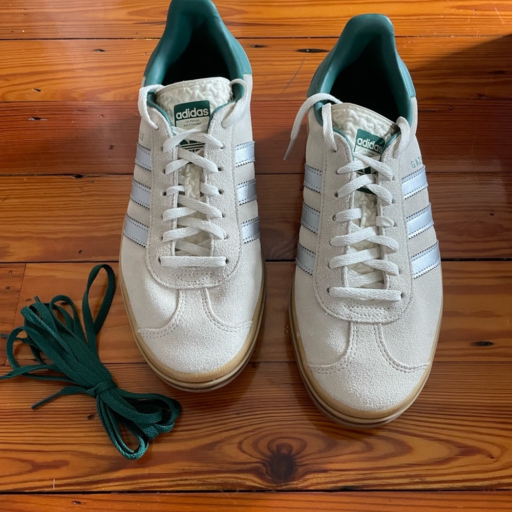 Adidas Men's White and Green Sneakers